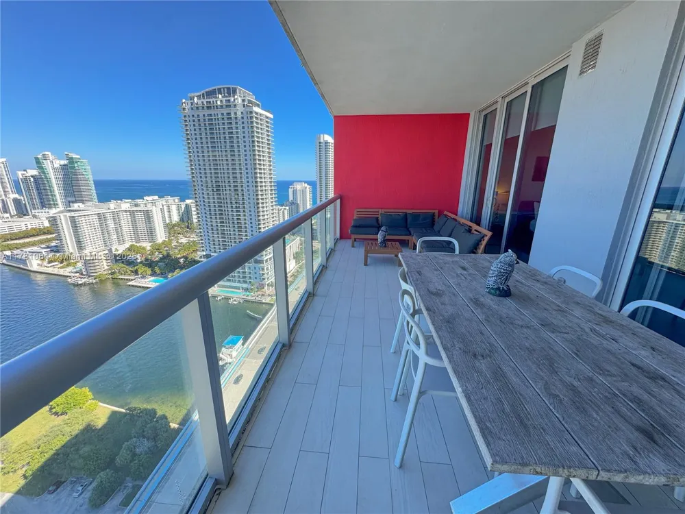2600 E Hallandale Beach Blvd #T3208 Hallandale Beach, FL 33009