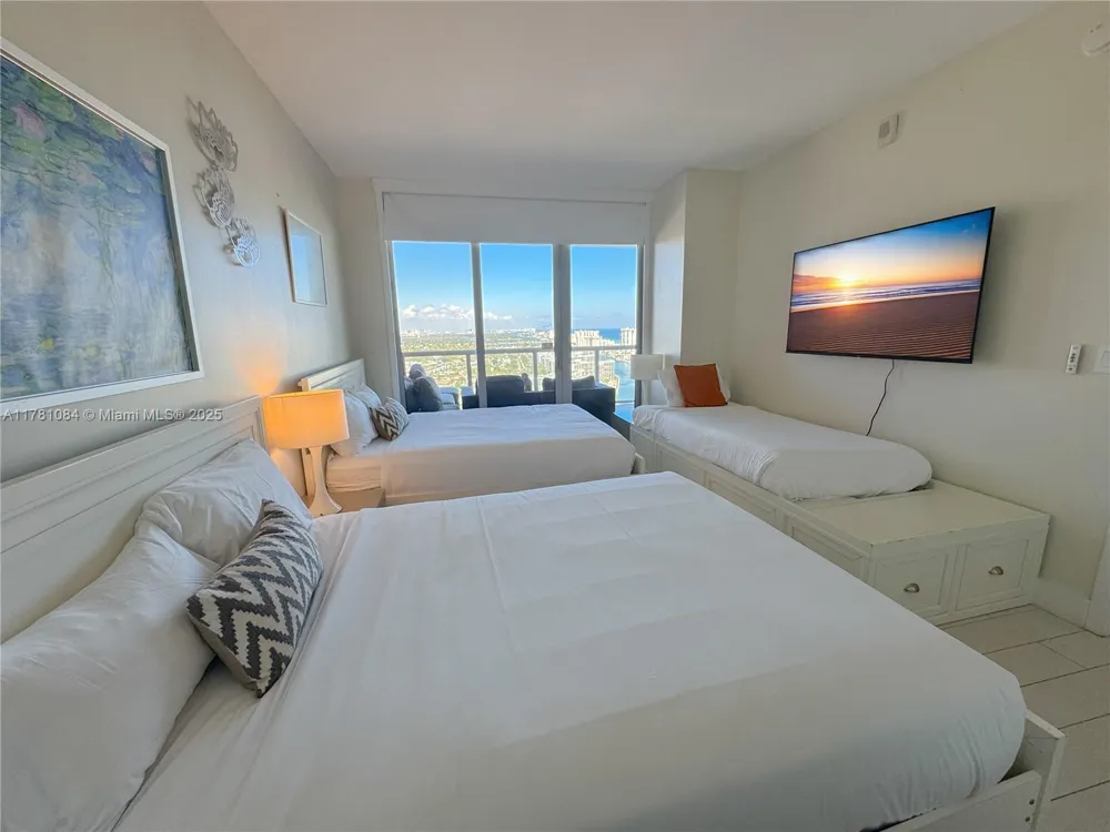 2600 E Hallandale Beach Blvd #T3208 Hallandale Beach, FL 33009