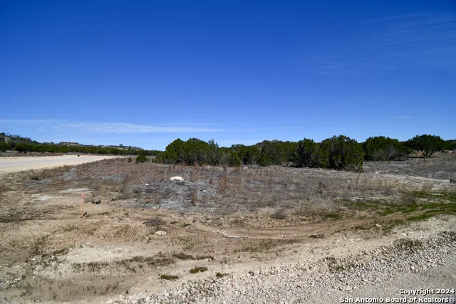 665&699 Cool Creek Rd Camp Verde, TX 78010