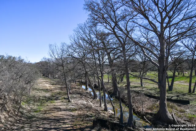 665&699 Cool Creek Rd Camp Verde, TX 78010