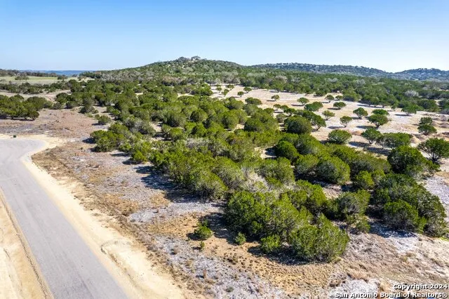665&699 Cool Creek Rd Camp Verde, TX 78010