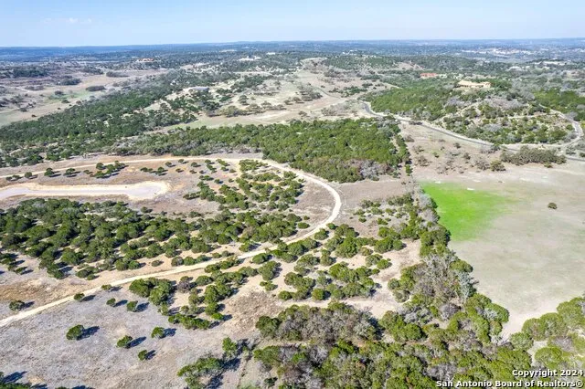 699 Cool Creek Rd Camp Verde, TX 78010