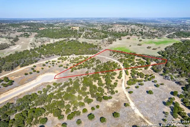 699 Cool Creek Rd Camp Verde, TX 78010