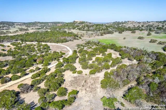 699 Cool Creek Rd Camp Verde, TX 78010