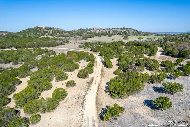 699 Cool Creek Rd Camp Verde, TX 78010