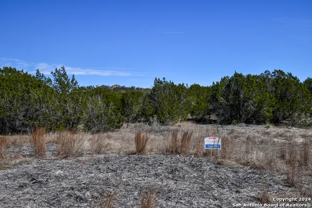 665 Cool Creek Rd Camp Verde, TX 78010