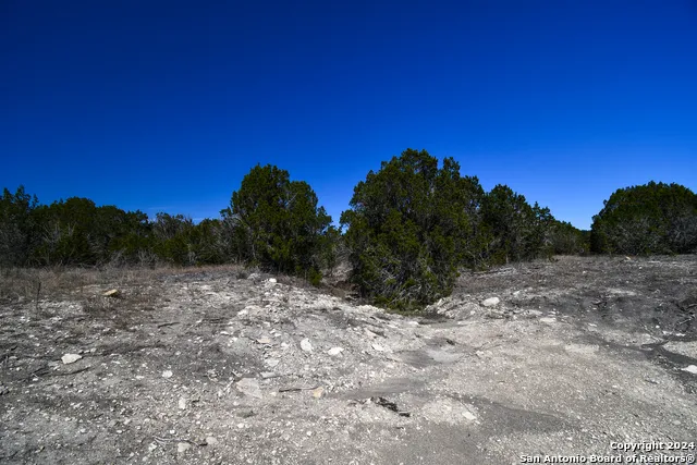 665 Cool Creek Rd Camp Verde, TX 78010