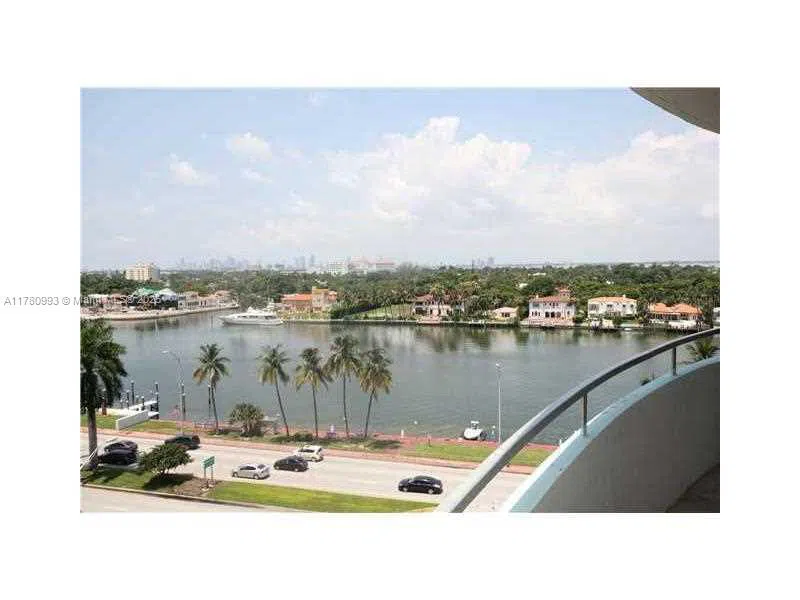 5151 COLLINS AV #924 Miami Beach, FL 33140