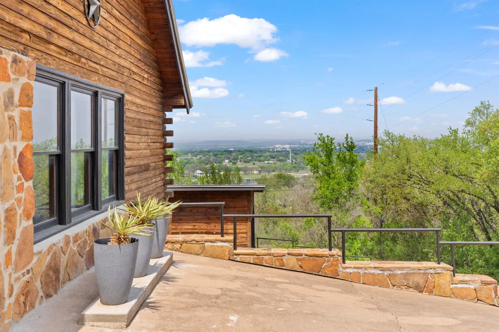 210 Circle Drive Horseshoe Bay, TX 78657