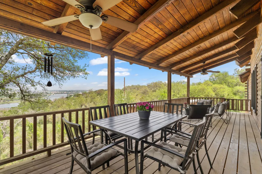 210 Circle Drive Horseshoe Bay, TX 78657
