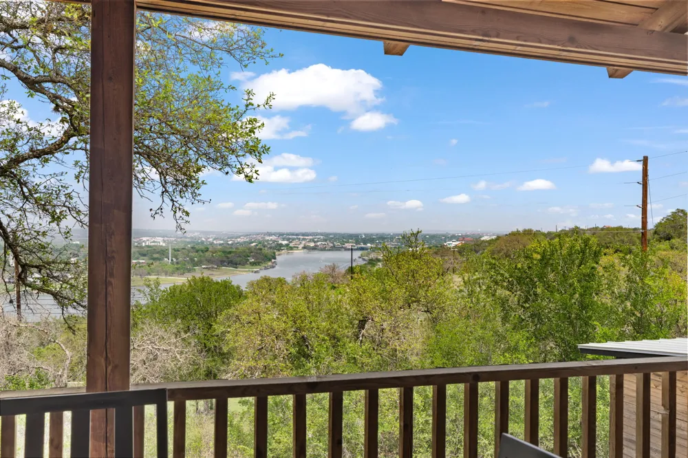 210 Circle Drive Horseshoe Bay, TX 78657