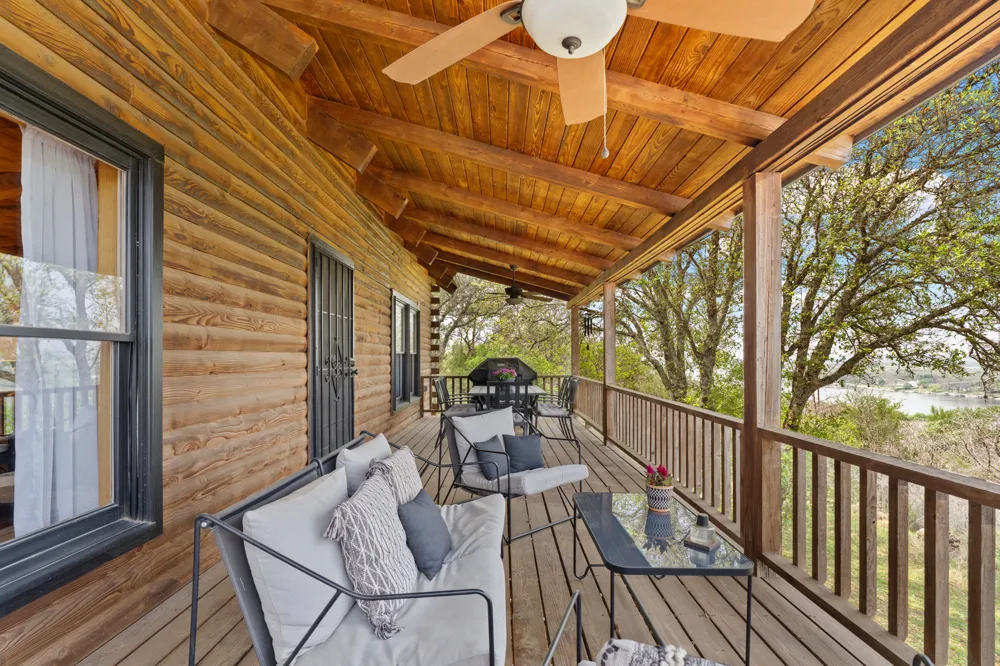 210 Circle Drive Horseshoe Bay, TX 78657