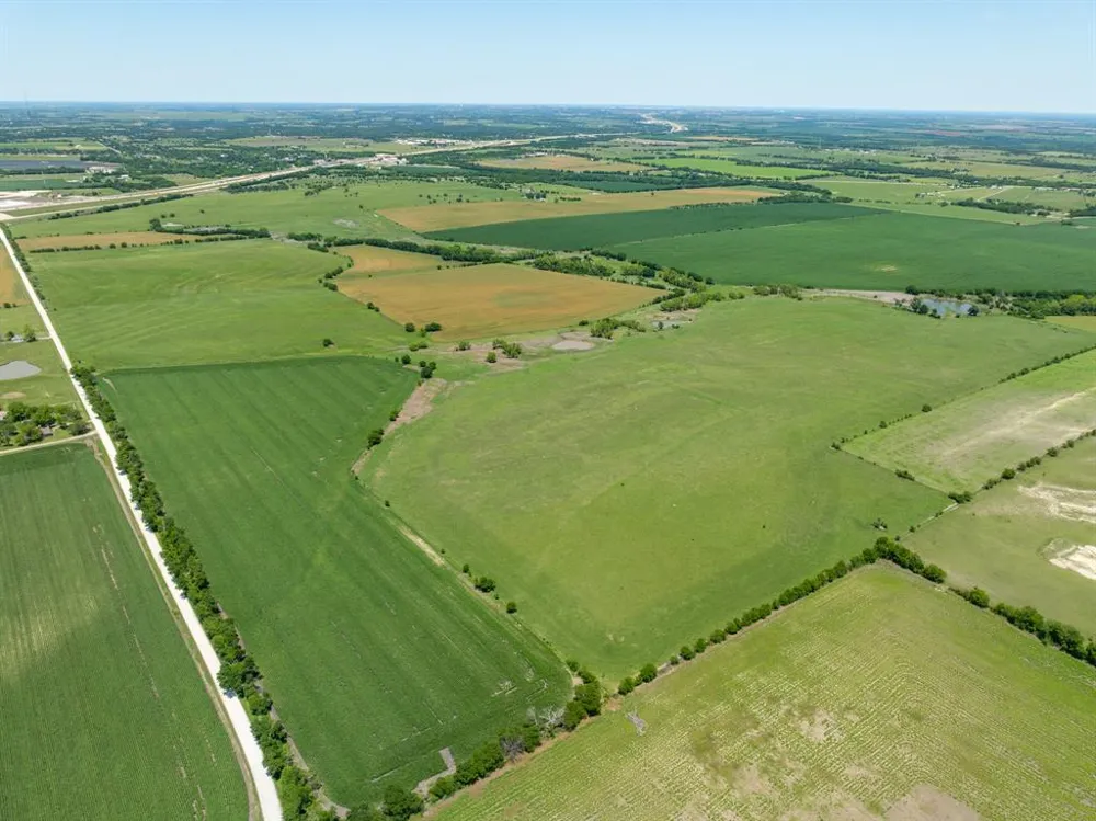 Cr 451 Eddy, TX 76524