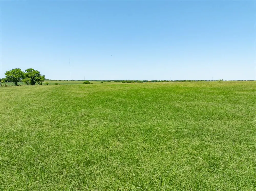 Cr 451 Eddy, TX 76524
