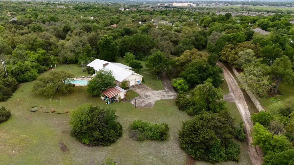 15 Wildflower Trail Round Rock, TX 78664