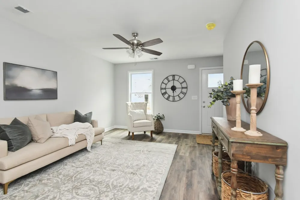 100 Henry Dr #212 Burns, TN 37029