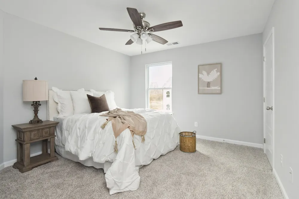 100 Henry Dr #609 Burns, TN 37029