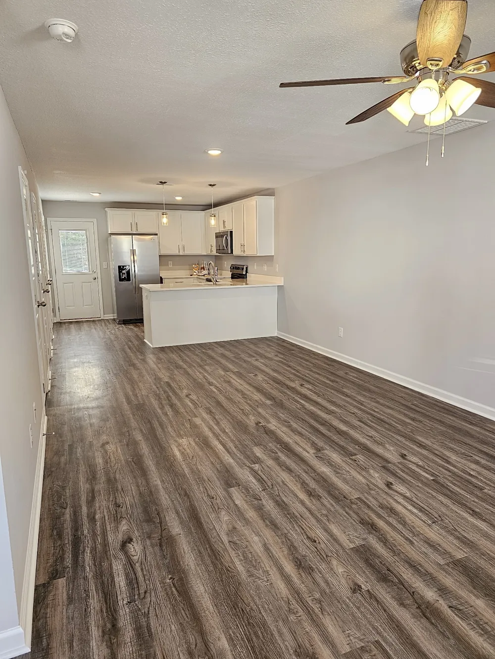 100 Henry Dr #609 Burns, TN 37029