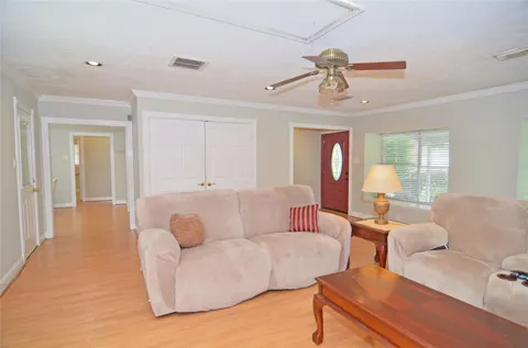 2719 Sweetgum Street