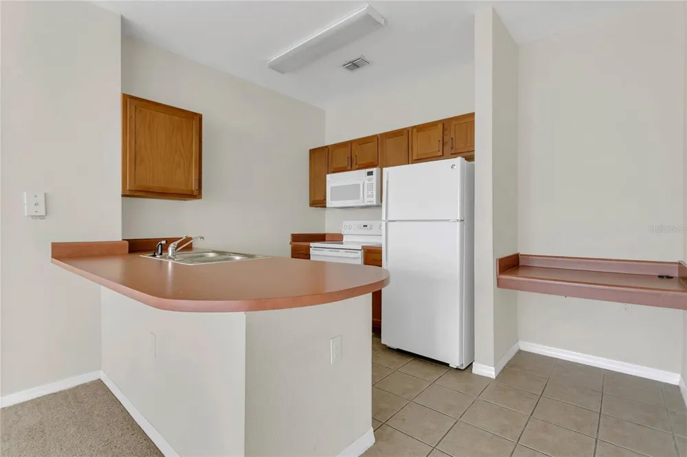 8213 CLAIRE ANN DRIVE #108 Orlando, FL 32825