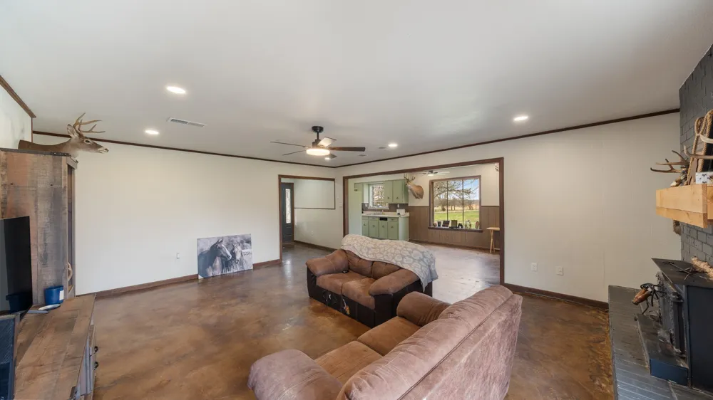 530 County Road 1123 Fruitvale, TX 75127