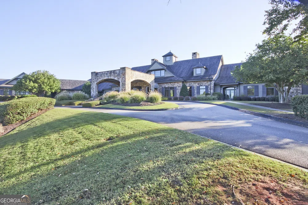 86 Edgewater TRL S Toccoa, GA 30577