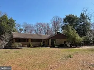 961 E GIBBSBORO ROAD Lindenwold, NJ 08021