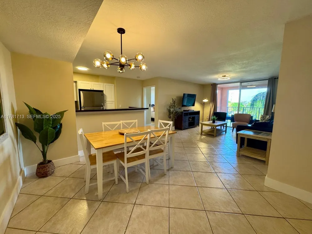 19501 E Country Club Dr #9503 Aventura, FL 33180