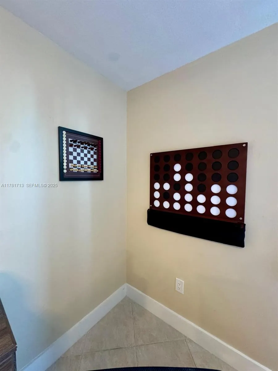 19501 E Country Club Dr #9503 Aventura, FL 33180
