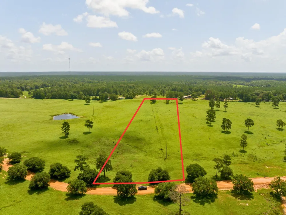 Lakeland Road Hillister, TX 75979