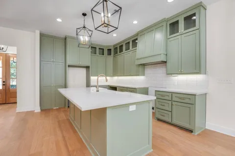 120 Boxwood Lane