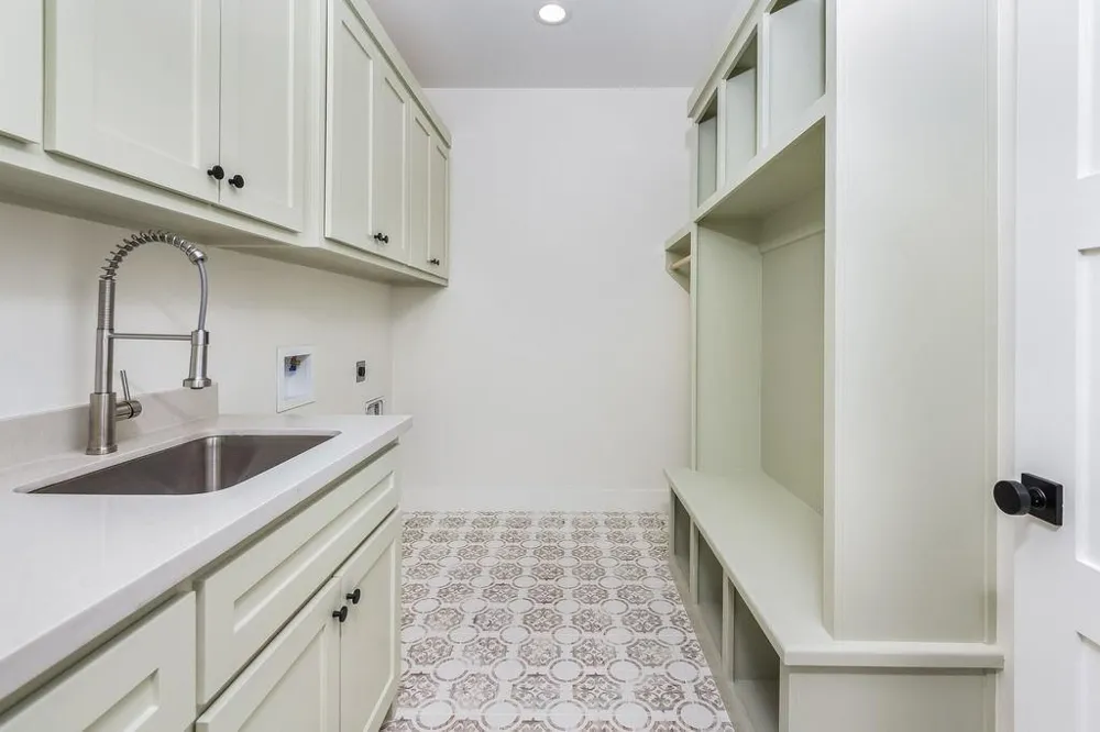 120 Boxwood Lane Brookeland, TX 75931