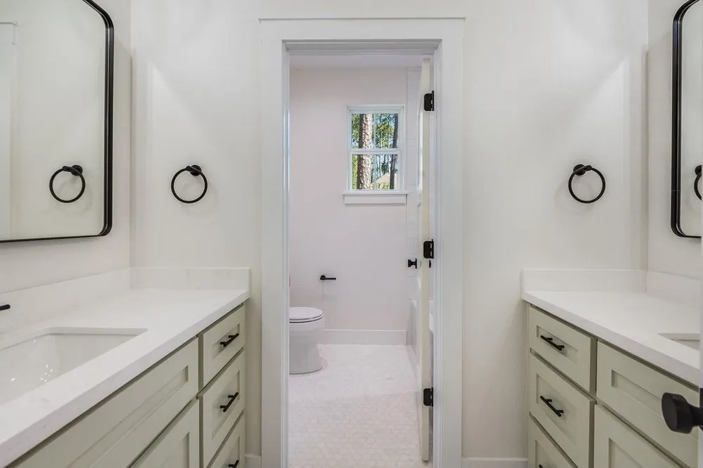 120 Boxwood Lane Brookeland, TX 75931