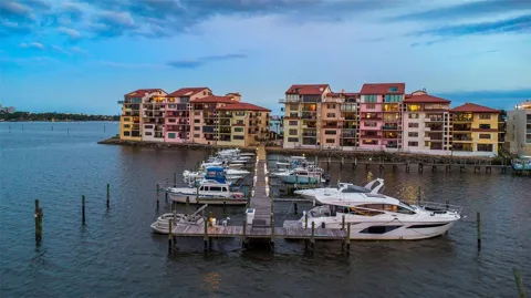 761 MARINA POINT DRIVE #7610