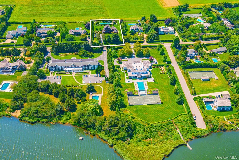 322 Rose Hill Road Water Mill, NY 11976
