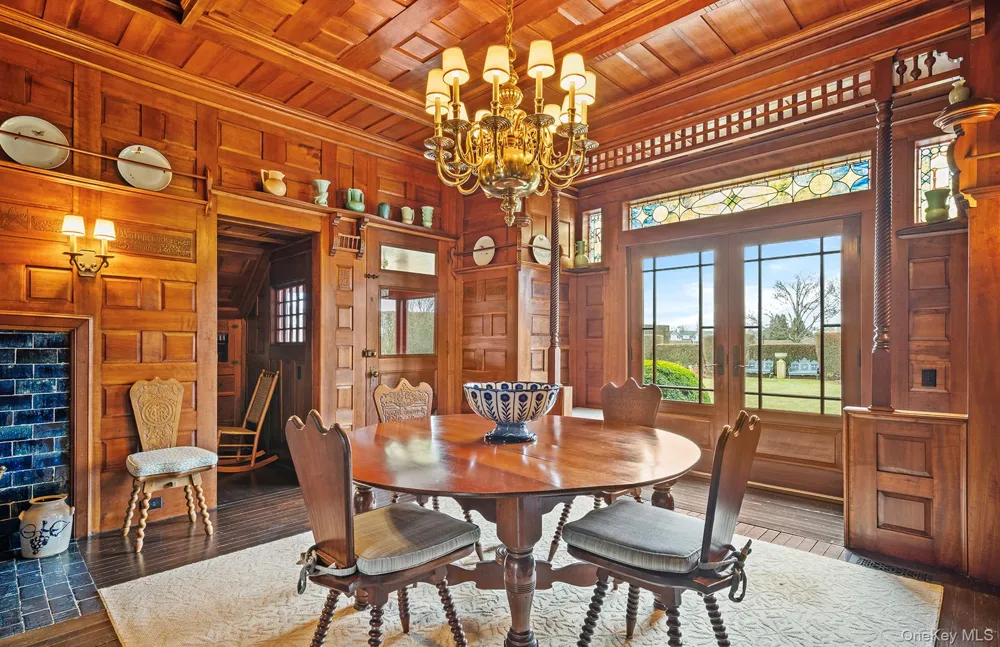 322 Rose Hill Road Water Mill, NY 11976