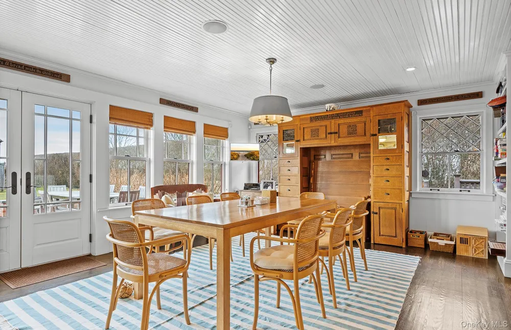 322 Rose Hill Road Water Mill, NY 11976
