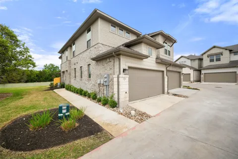 2500 Forest Creek Drive #2501