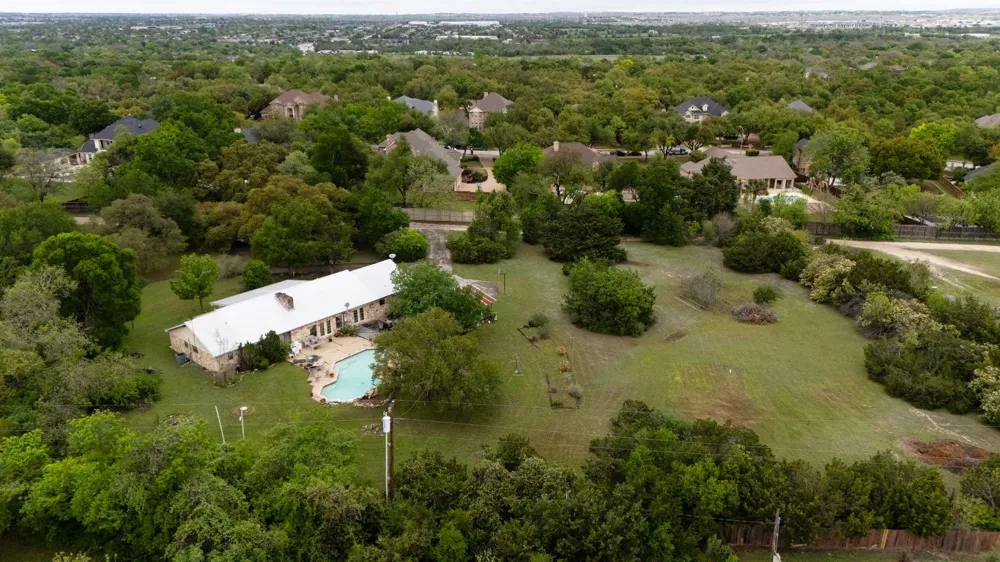 15 Wildflower Trail Round Rock, TX 78664