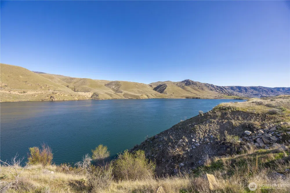 1163 Strahl Canyon Road Grand Coulee, WA 99133