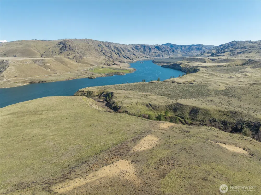 1163 Strahl Canyon Road Grand Coulee, WA 99133