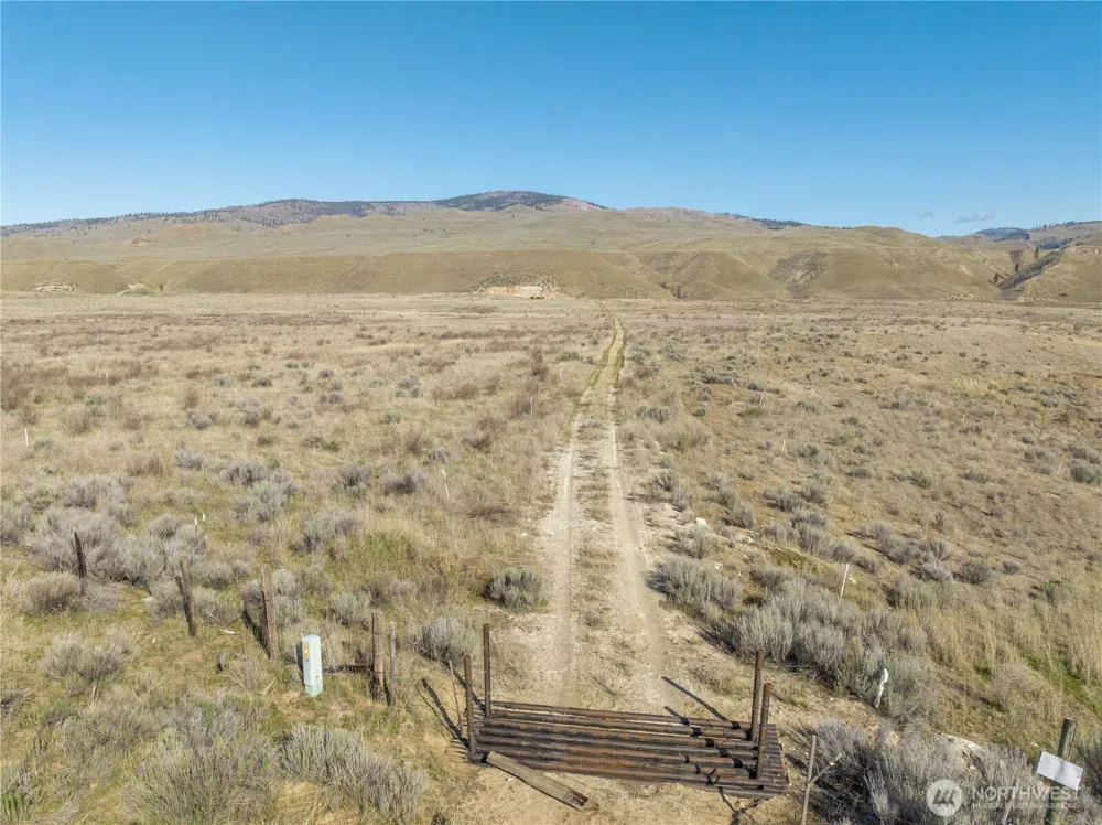 1163 Strahl Canyon Road Grand Coulee, WA 99133