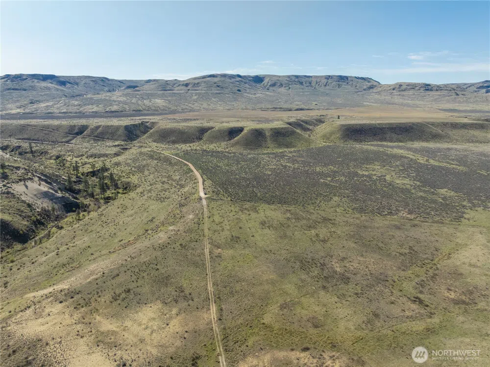 1163 Strahl Canyon Road Grand Coulee, WA 99133