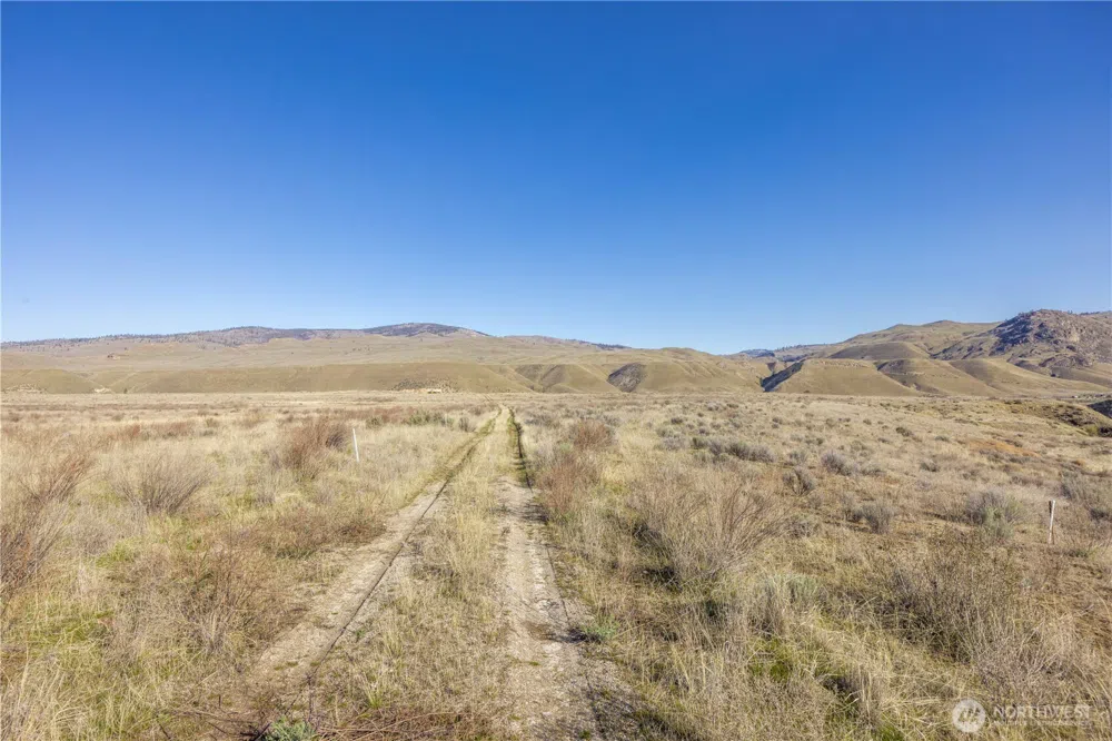 1163 Strahl Canyon Road Grand Coulee, WA 99133