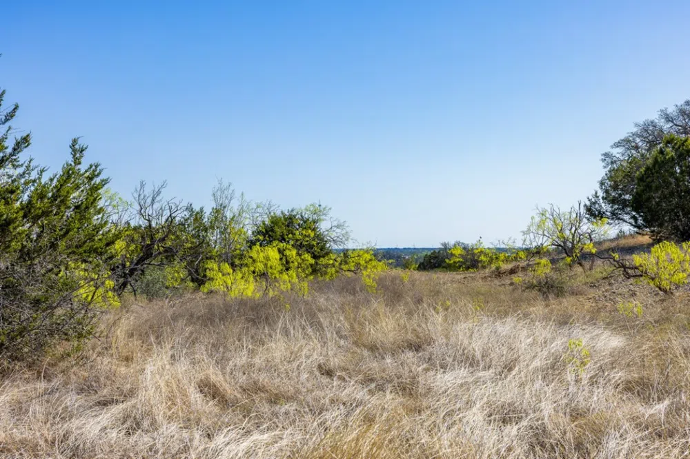 2050 W. 17th Street Brady, TX 76825
