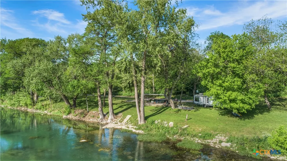 1390 Ervendberg Avenue New Braunfels, TX 78130