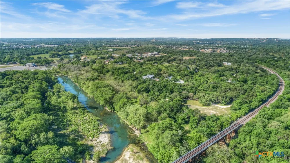 1390 Ervendberg Avenue New Braunfels, TX 78130