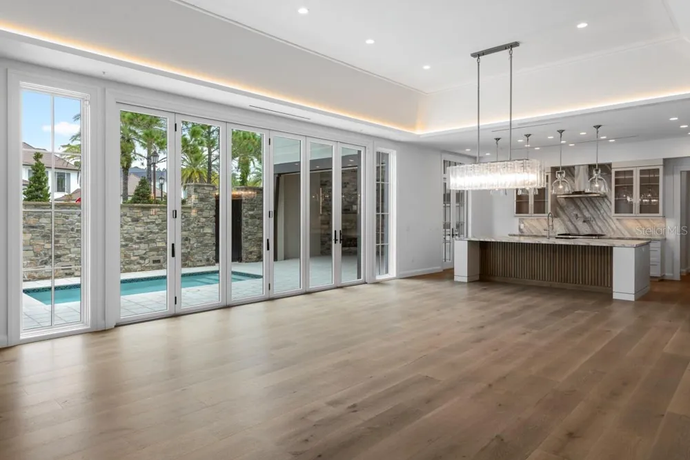 10300 WINTER SPARKLE CIRCLE Golden Oak, FL 32836