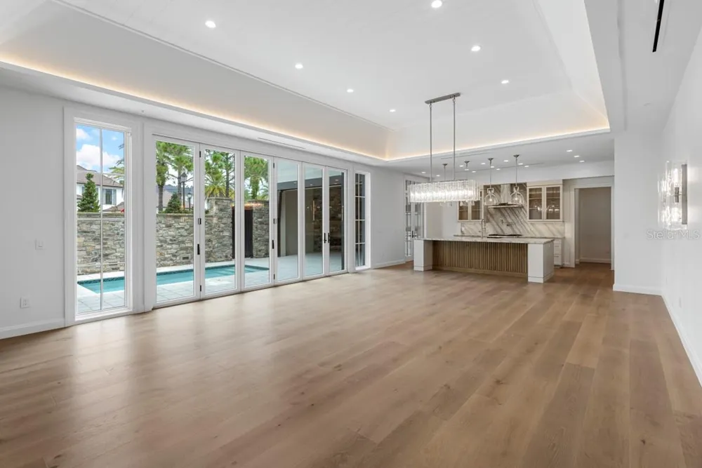 10300 WINTER SPARKLE CIRCLE Golden Oak, FL 32836