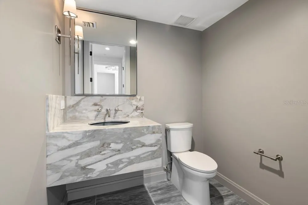 10300 WINTER SPARKLE CIRCLE Golden Oak, FL 32836